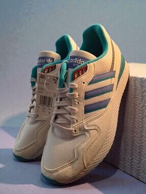 Adidas Mens Ultra Tech White with Teal Lining &  Blue Stripes